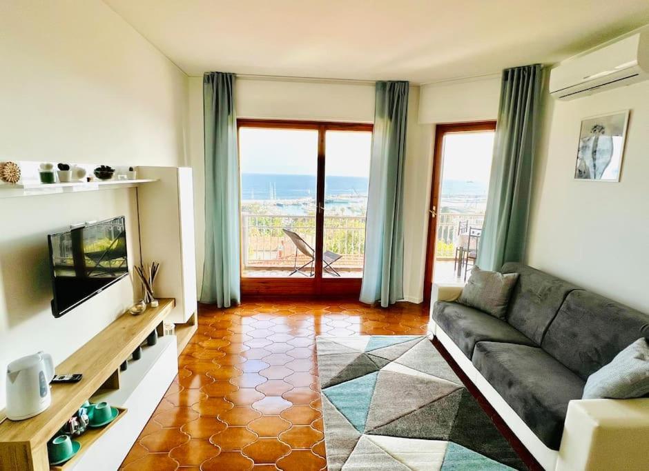 Special Home Vista Mare E Parcheggio Privato Sanremo Dış mekan fotoğraf