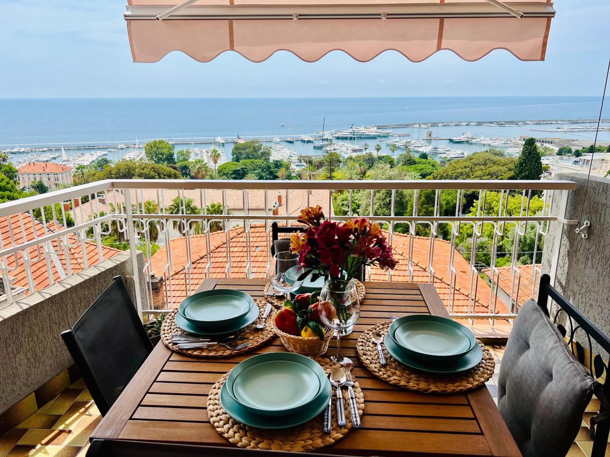 Special Home Vista Mare E Parcheggio Privato Sanremo Dış mekan fotoğraf